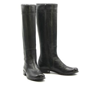 Stuart Weitzman black leather riding boot. Sz6